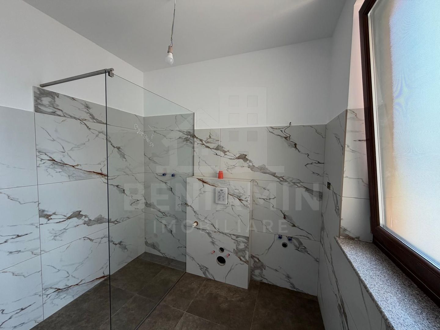 Vila Premium-4 Dormitoare-4 Bai-teren 500mp-Toate utilitatile-Ford - Poză 9