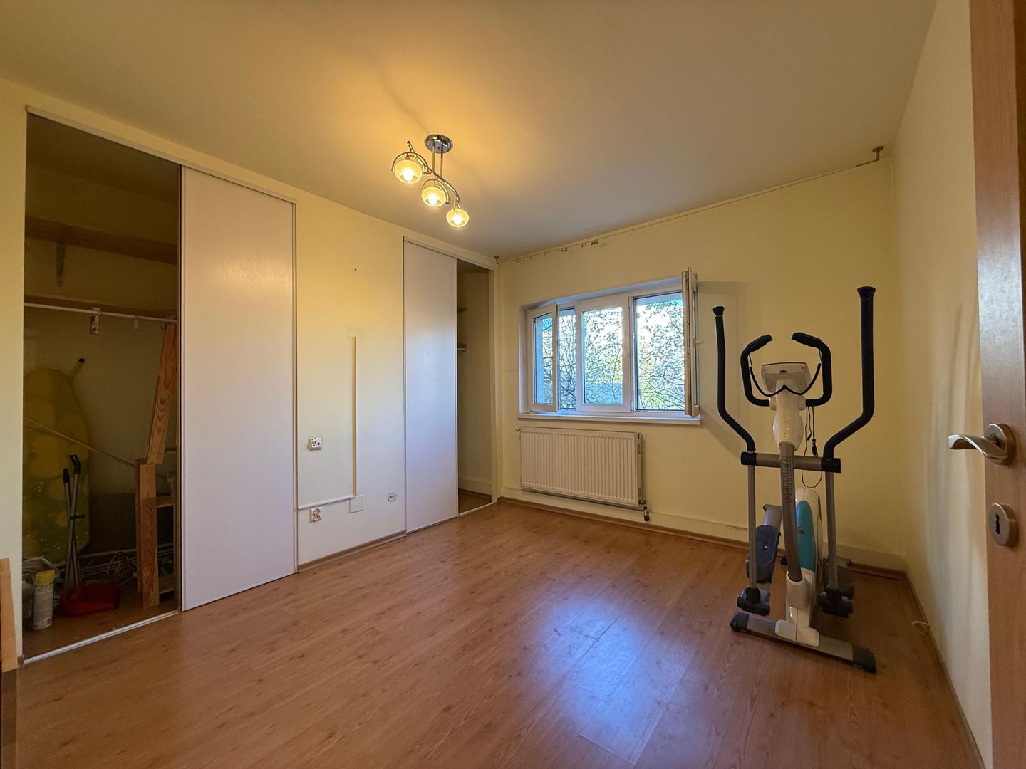 APARTAMENT 2 CAMERE | ZONA NERVA TRAIAN | CENTRALA PROPRIE - Poză 2