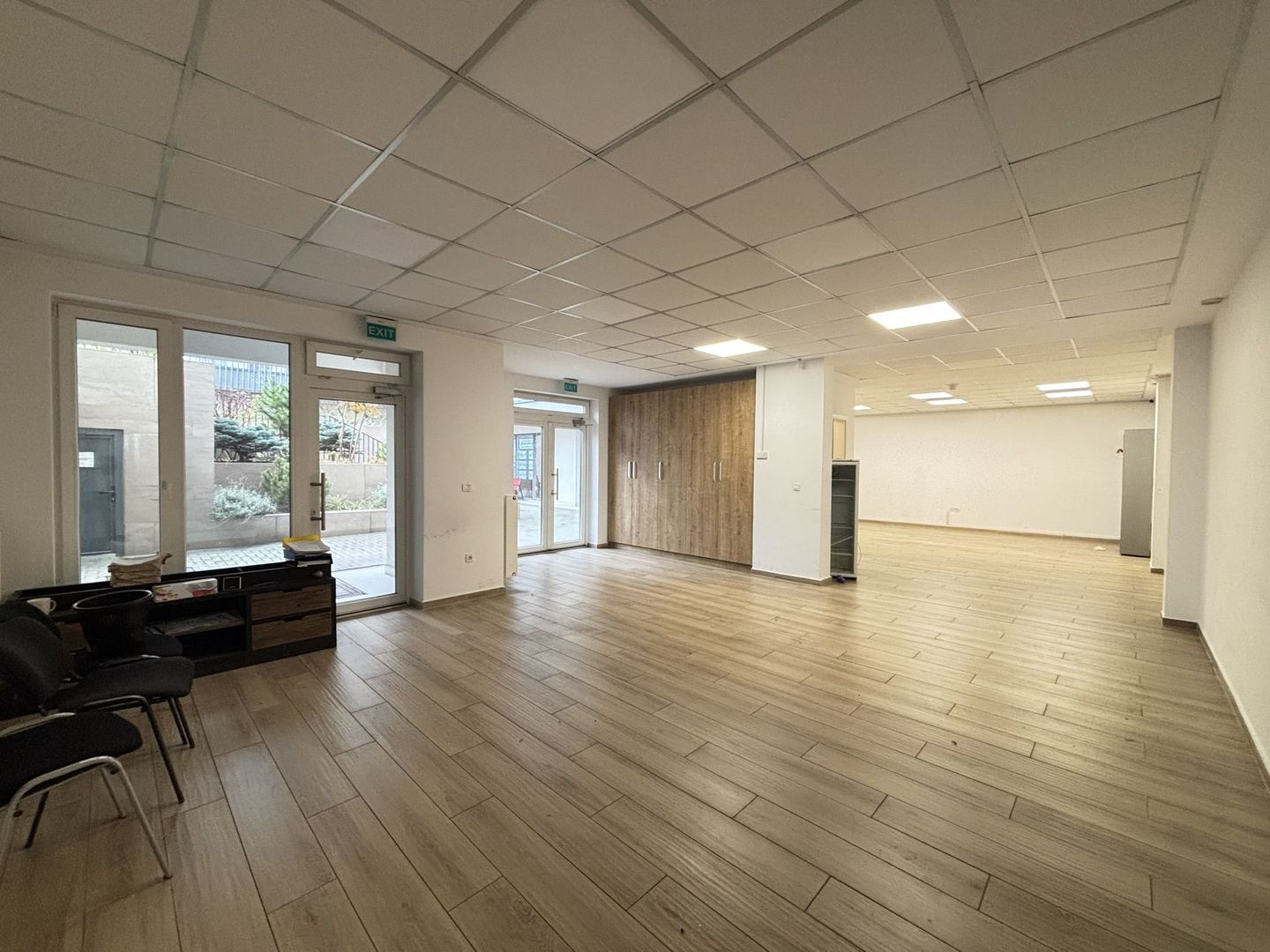 Spatiu comercial la demisol in Coresi Avantgarden - Kasper - Poză 1