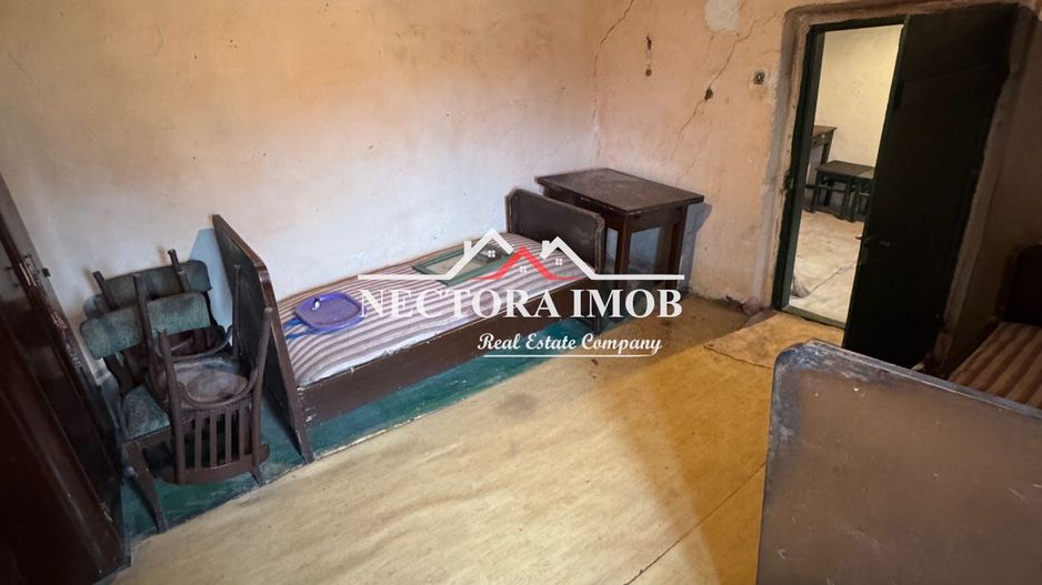 Casa 2 camere 70 mp, in CETARIU cu 2117 mp teren, la 15 km de Oradea - Poză 4
