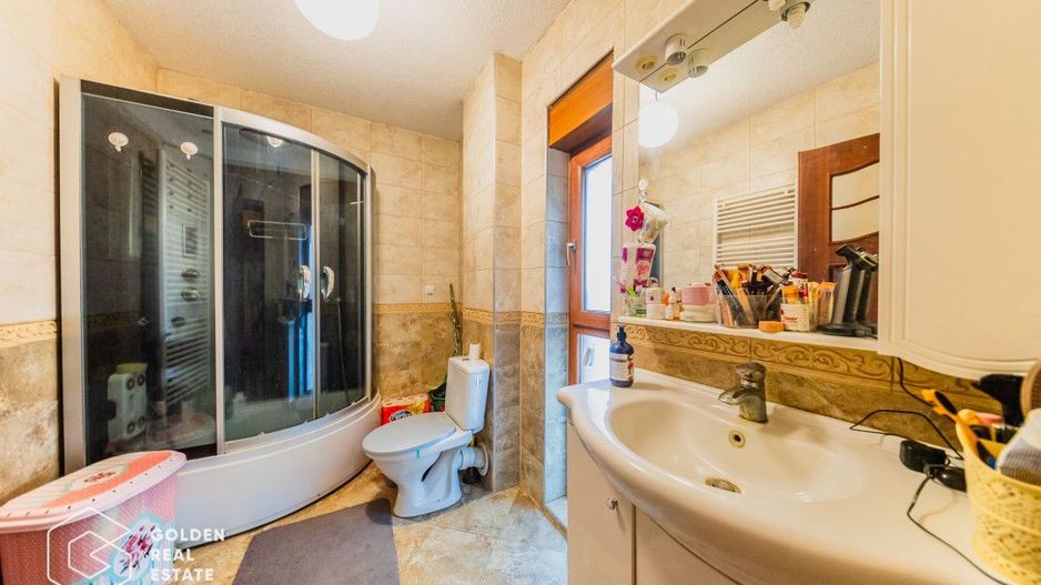 Casa cu 5 camere in Arad, zona Bujac – confort Si utilitate - Poză 9