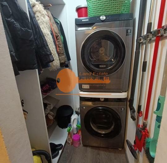 Apartament 6 camere - Triplex - Calea Calarasilor - Poză 11