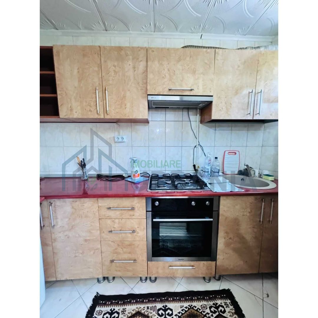 Apartament 2 camere, etaj intermediar, mobilat, centrul orașului Hârlău - Poză 3