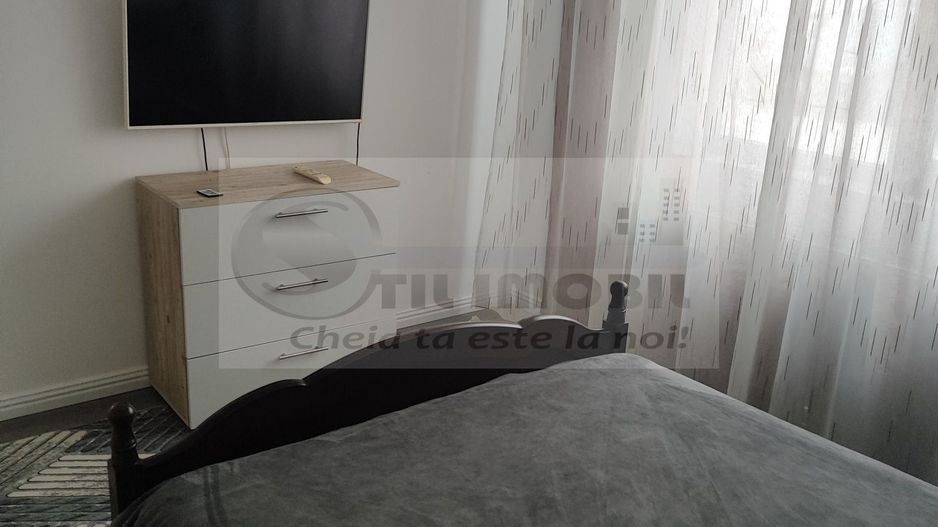 Apartament 2 camere decomandat CUG - 399 EURO - Poză 3