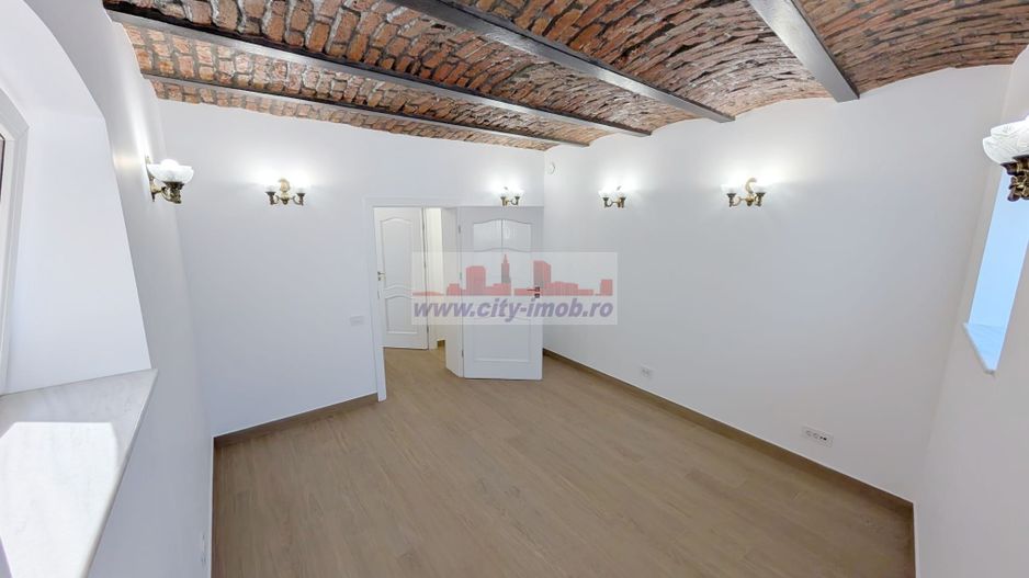 Inchiriere casa 5 camere,  Piața Victoriei,  Renovata 2025 - Poză 22
