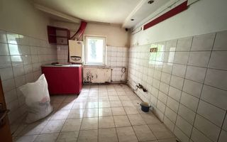 Apartament cu 3 camere decomandat - Poză 7