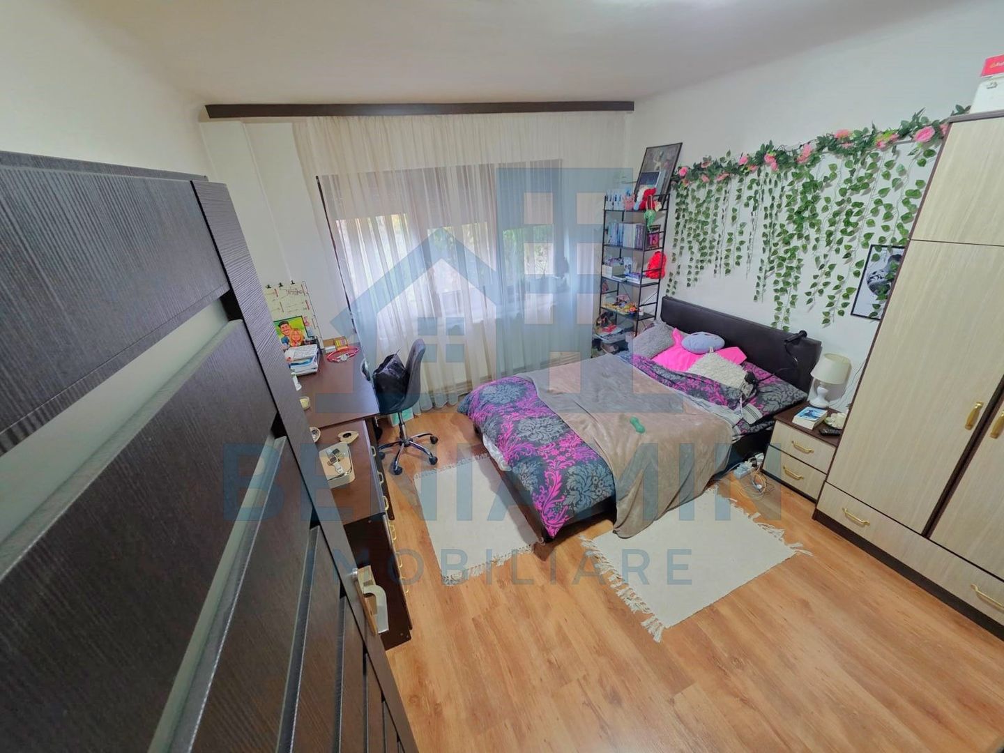 3 camere decomandat-Centrala termica-Parter-Mobilat si Utilat-Izolat - Poză 1