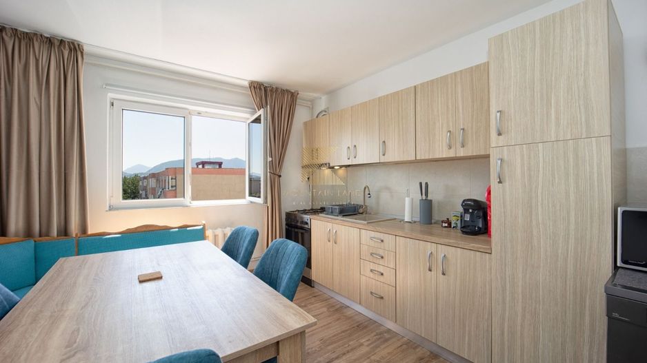 Apartament luminos, 65 mp, cu parcare și boxă Bartolomeu, str. Lânii33 - Poză 1