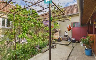 Casă cu 3 camere și teren generos în Drauț - Poză 11