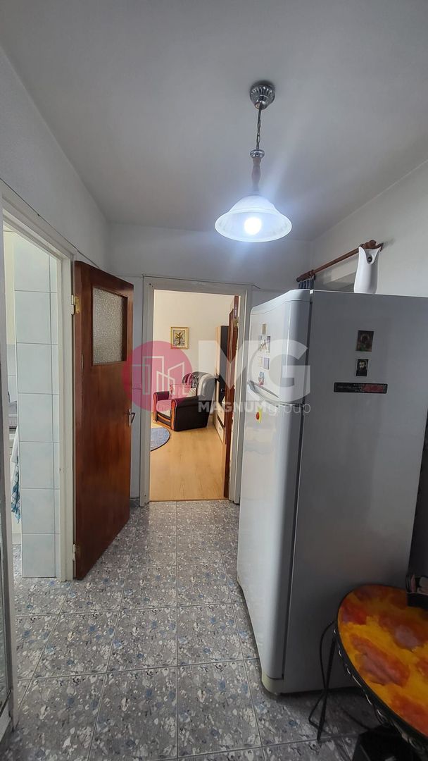 Apartamentn 3 camere zona Giurgiului - Poză 4