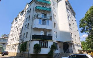 Vânzare, apartament, 3 camere, strada Pictor Mihai Grecu, Telecentru. - Poză 1