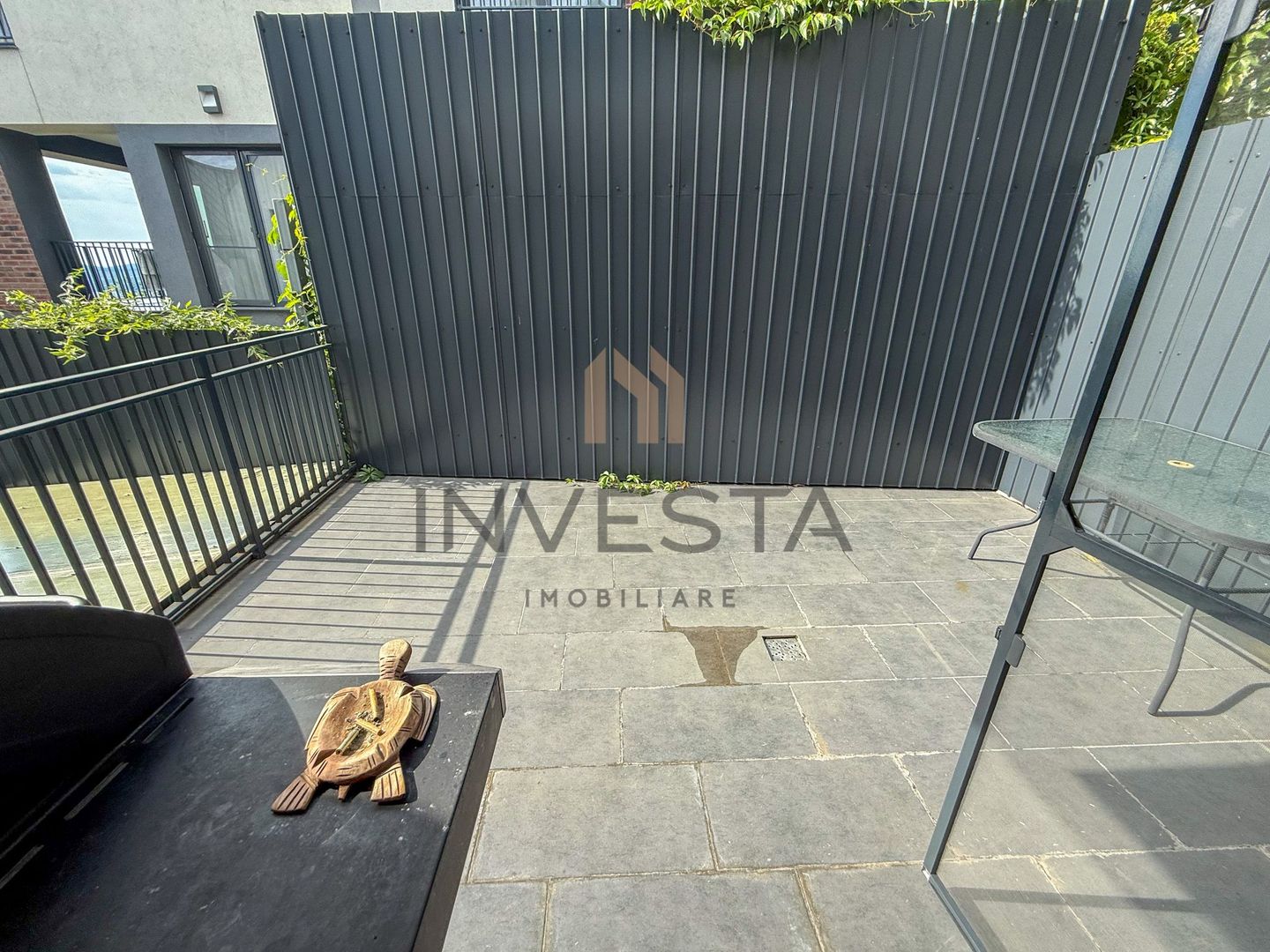 Casa insiruita cu finisaje moderne in cartierul Europa! - Poză 20