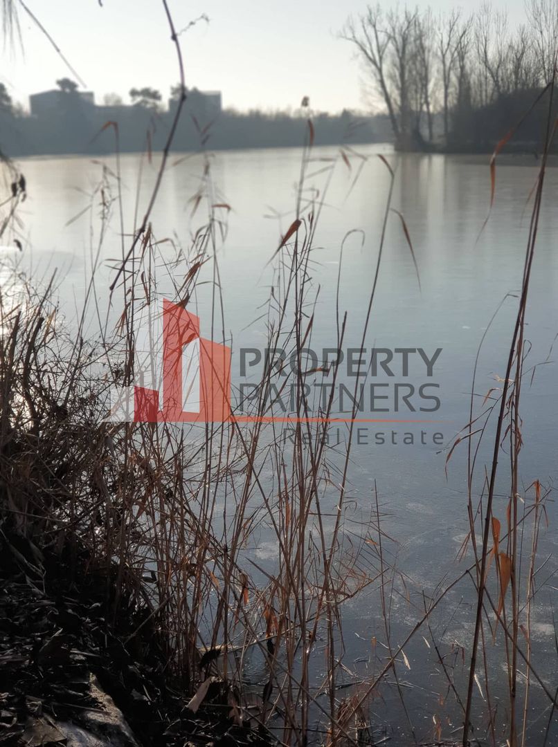 Teren superb rezidential, pe malul lacului Pipera - Poză 4