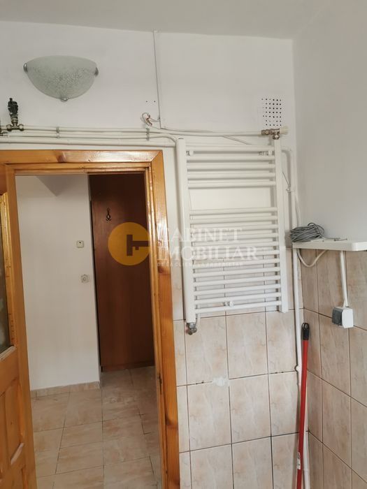 PACURARI - 3 CAMERE DECOMANDAT - BLOC 1985 - Poză 5