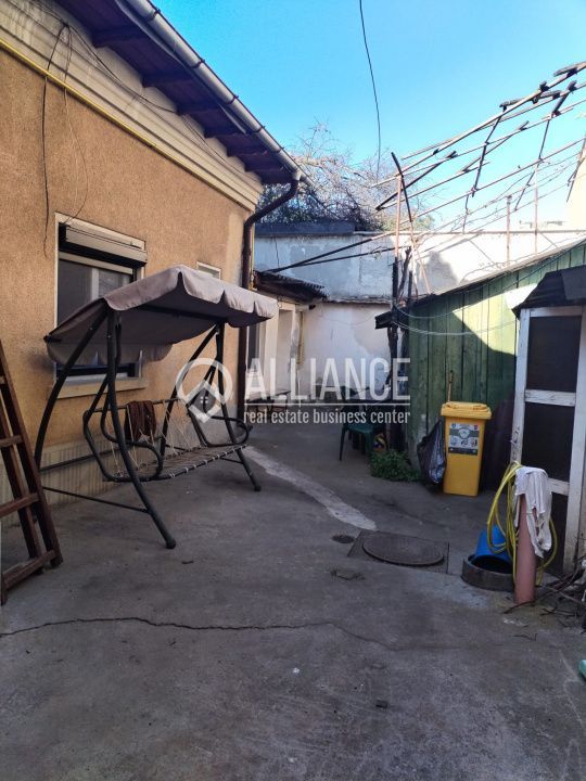 CENTRU (COD04)- Casa  3 camere din caramida-Constanta - Poză 1