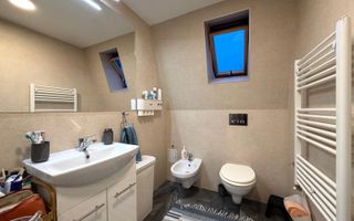 Apartament cu 3 camere in Gheorgheni ! - Poză 11