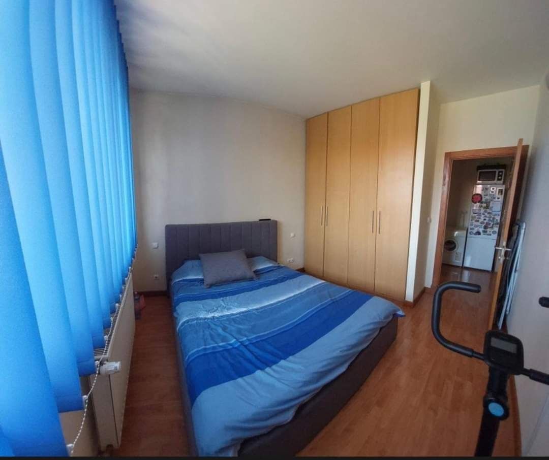 Apartament de vanzare - Poză 2
