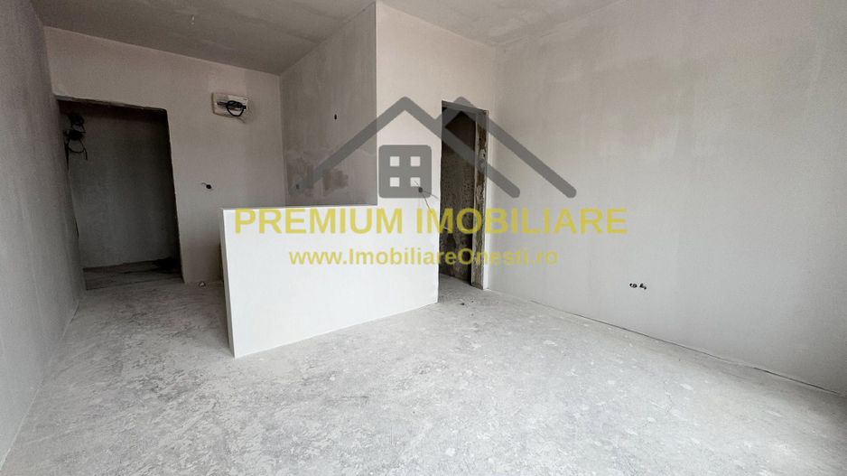 Oportunitate unică de investiție – Etaj complet de vânzare în Onești - Poză 5