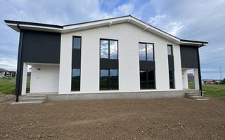 Duplex premium 4 camere cu teren 420 mp Santana De Mures - Poză 1