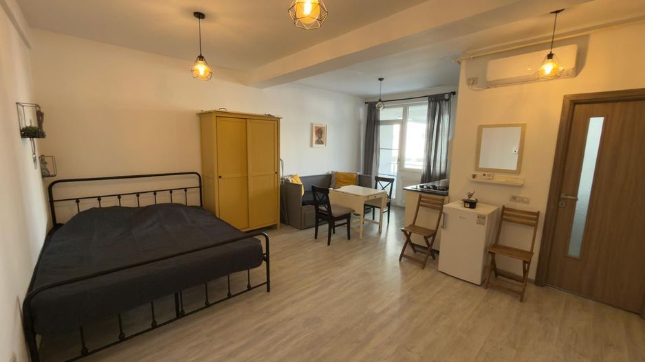 Garsoniera 33,30 mp - la 150 metri de plaja - Mamaia Nord - Poză 1