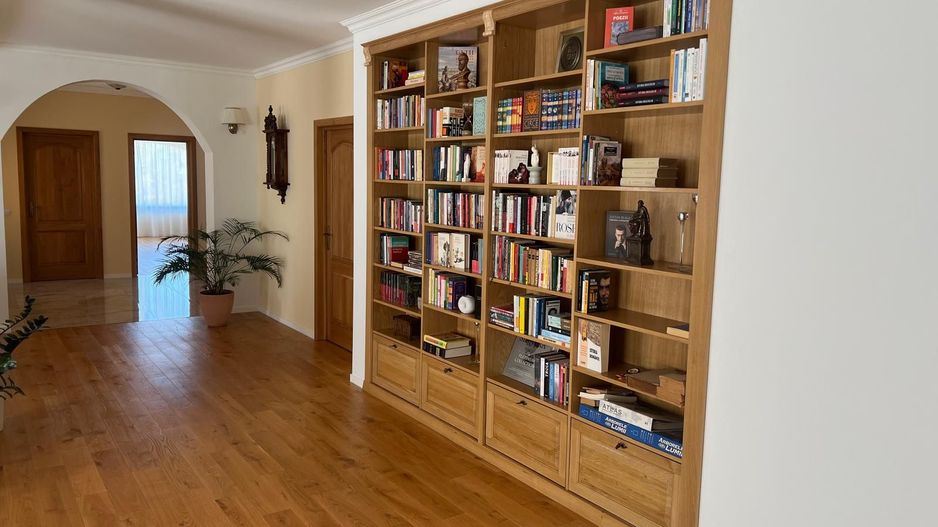 Casa 5 camere,477 mp,1077 mp teren, zona Cornisa,0%comision - Poză 8