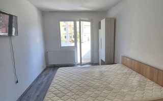 Închiriez apartament 1 camera etajul.1 - Poză 2