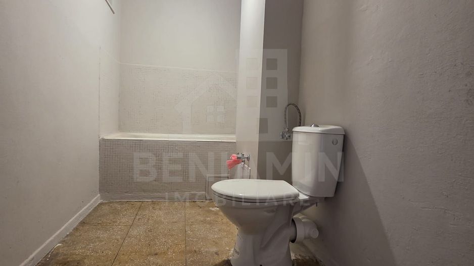 2 Camere-52mp-Balcon-Lift Nou-Anvelopat-Zona-Garii-Renovat - Poză 8