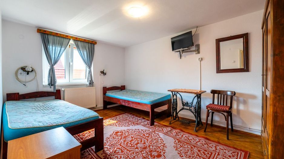 Casa + Pensiune deosebita - Orlat, Sibiu - Poză 32