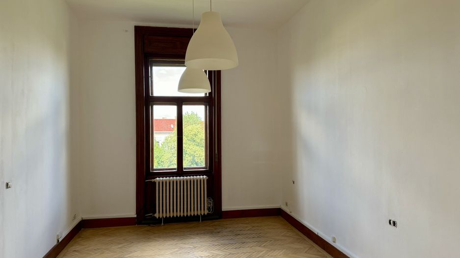 Apartament in clădire istorică P-ta Plevnei cu vedere parc - Poză 23