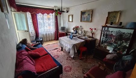 APARTAMENT 3 CAMERE-BARCA