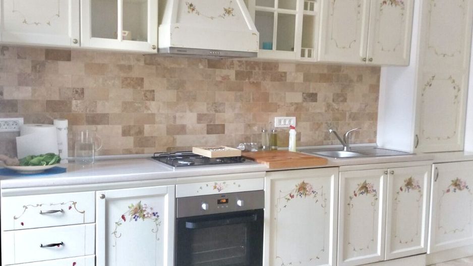 Casă de închiriat la liziera pădurii - Dumbrăvița - Poză 4