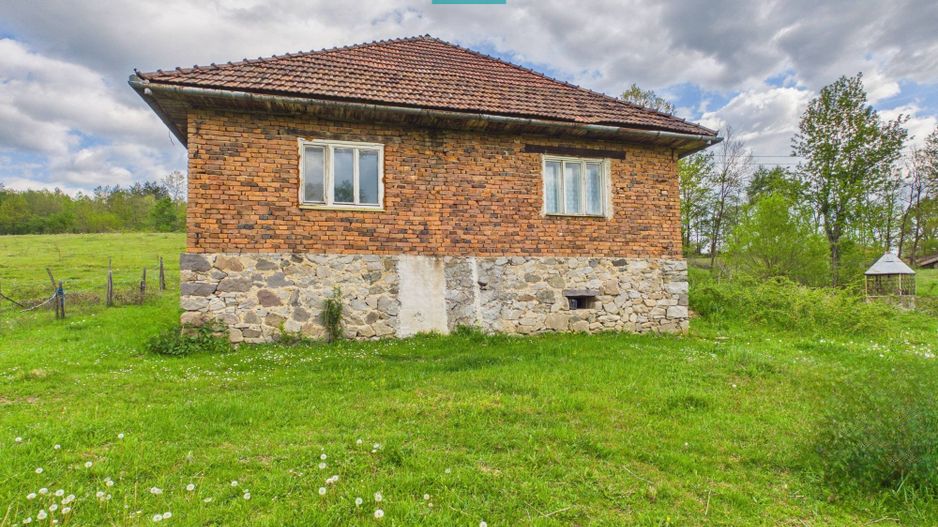 Casă cu teren de 17.681 mp, în loc. Hălmăgel, Arad - Poză 10