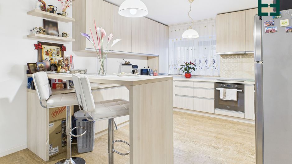 Casă înșiruită P+M cu 3 camere - Dumbrăvița - Timișoara - Poză 3