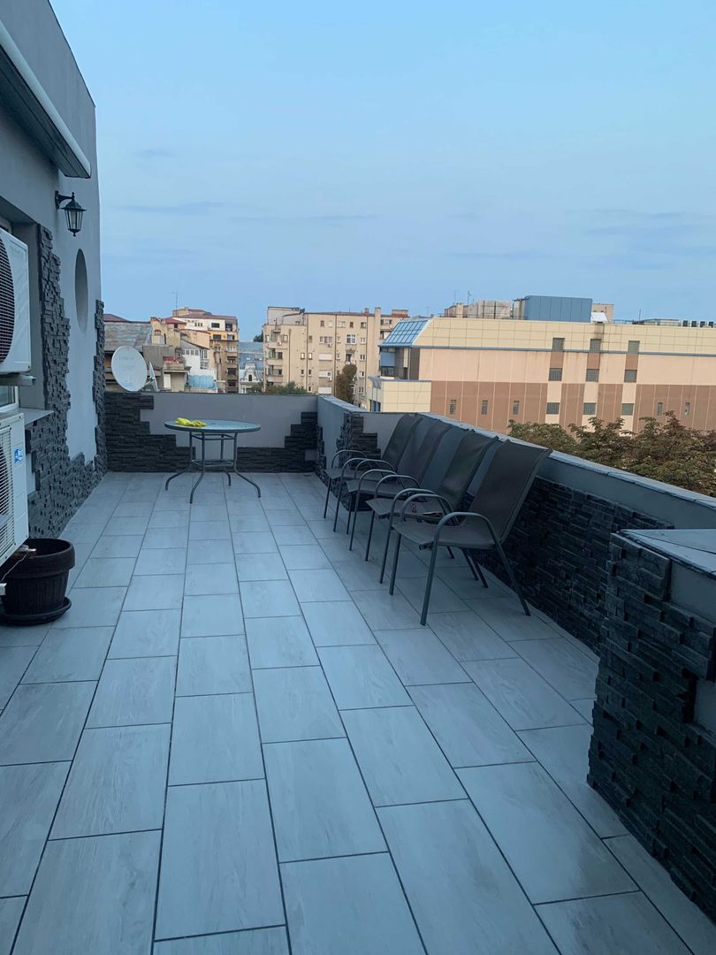 Apartament Modern 2 Camere Cu Terasa Si Centrala | Romana - Poză 4