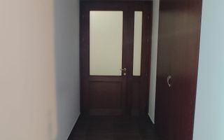 Vilă individuală 430 mp utili, teren 2.000 mp, panouri solare - Poză 9