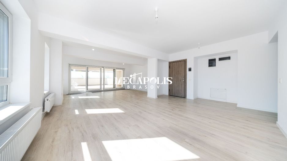 Penthouse 4 camere, 131 mp, panoramă munți și Tâmpa - Poză 1