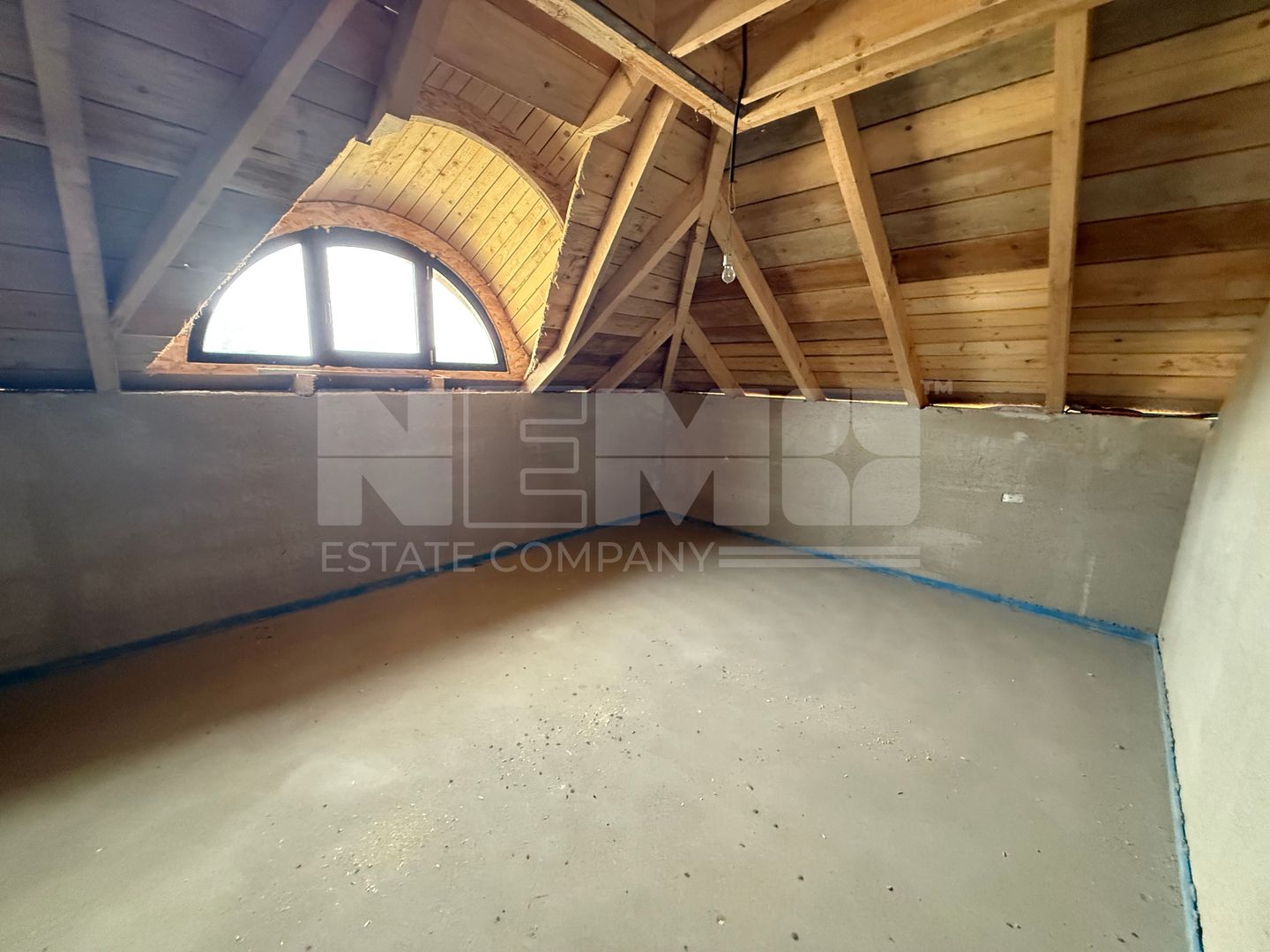 Casă semifinisată în Horodnic de Sus | 203 mp | Teren 1.000 Mp - Poză 7