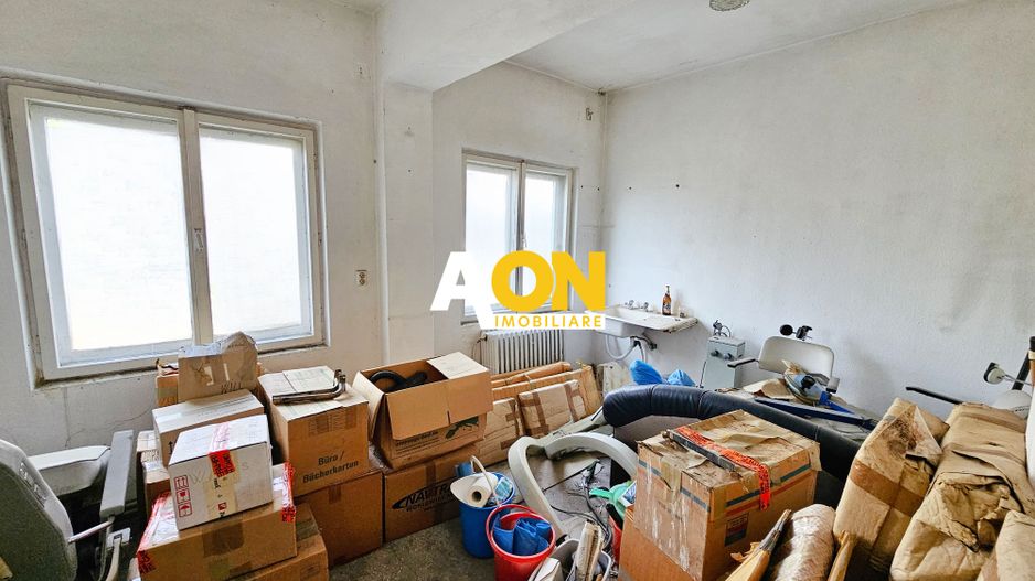 Spațiu Birouri, 180 mp utili, Etaj 1, Ampoi 3, cu 9 Incăperi + 2 Băi - Poză 4