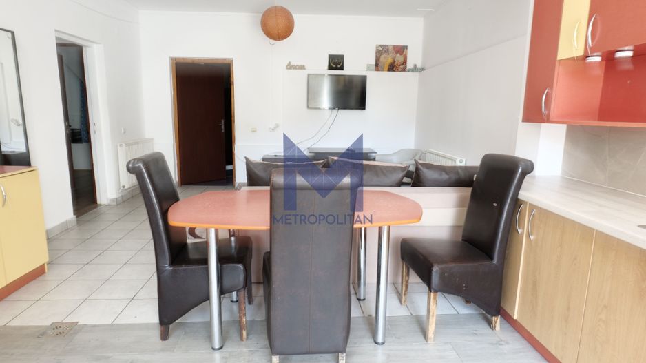 IDEAL studenți UMF! 4 camere la Parter de Casă - Poză 8