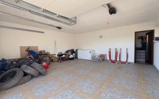 Vilă P+M cu teren de 4.200 mp – Onești - Poză 30