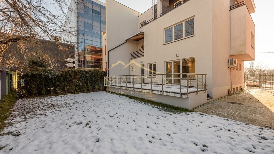 Vila ***400mp*** + Curte Proprie // zona Aviației - Poză 38