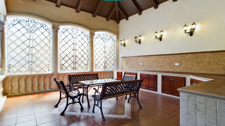 Vilă luxoasă în Serbia - Poză 36