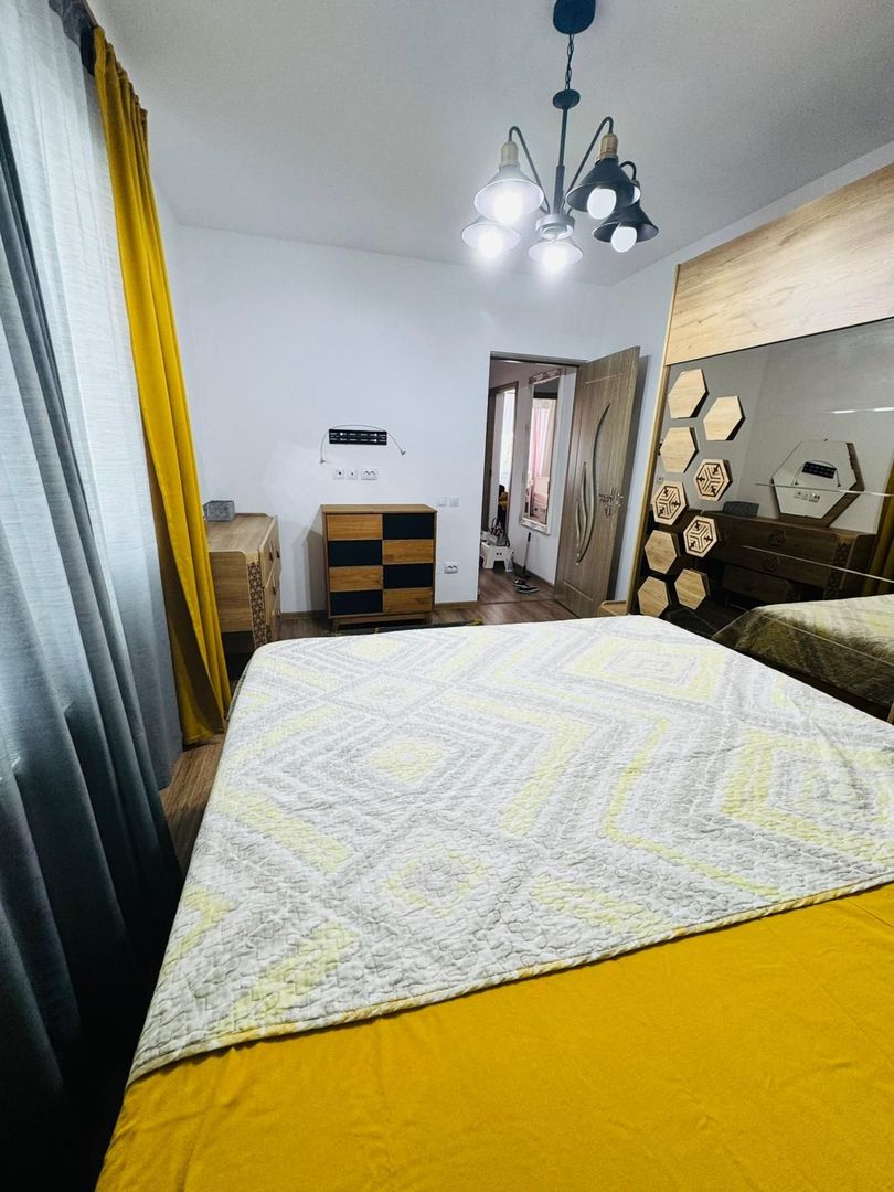 Apartament 3 camere de închiriat | Gara De Nord | 5 Min Metrou - Poză 3