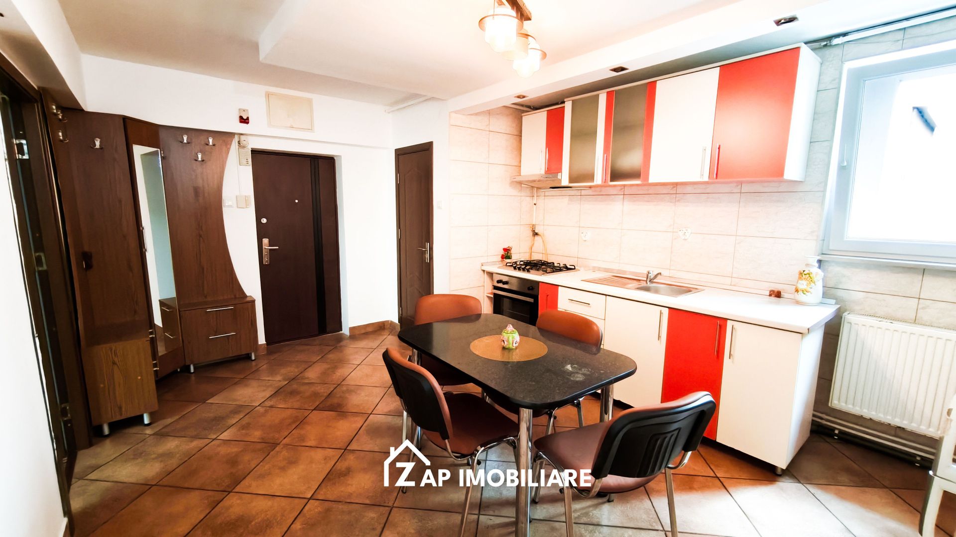 Tudor - Apartament 3 camere confort 1 - Str Moldovei - - Poză 4