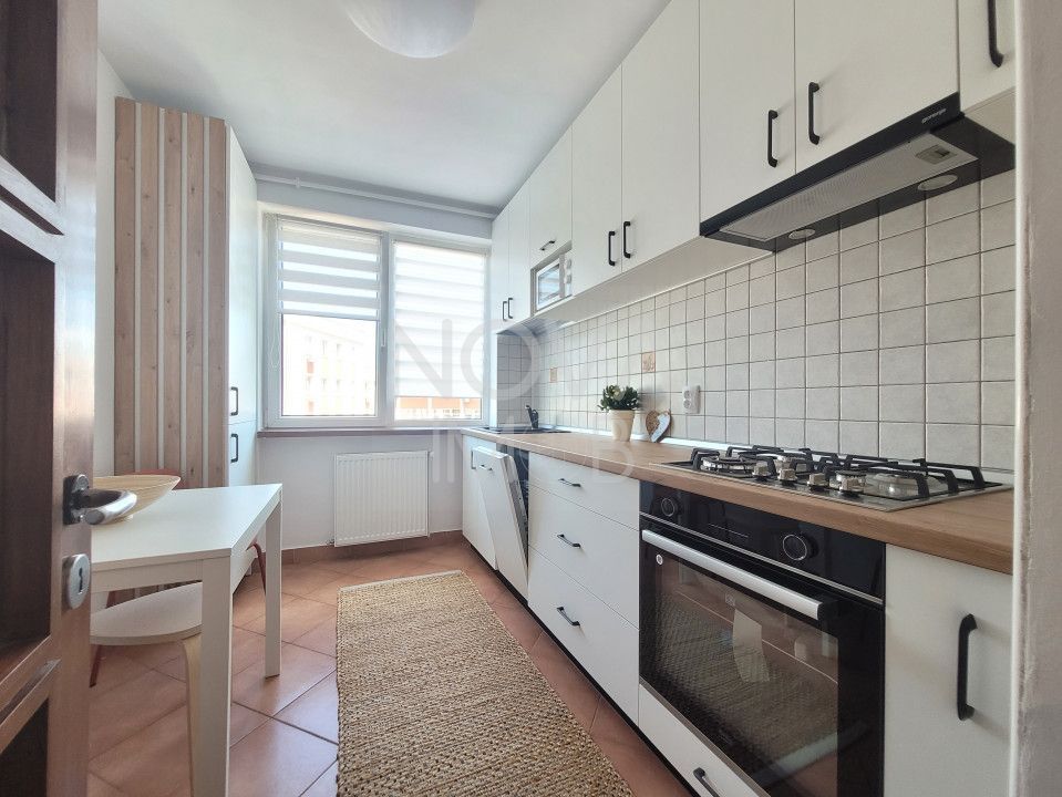 Apartament 3 camere,  Zona Centrala - Bulevardul Milea - Poză 3