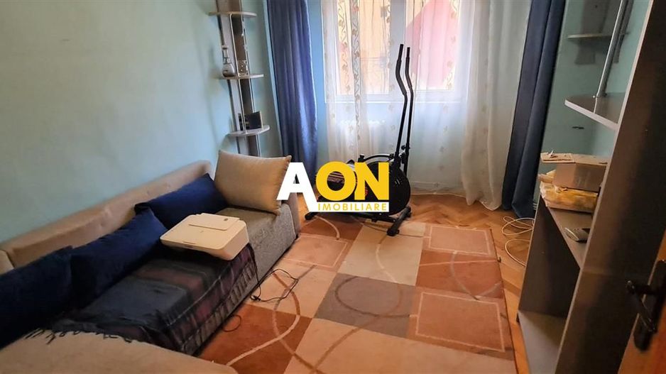 Apartament cu 4 Camere, Etaj 1, Zona Cetate - Poză 1