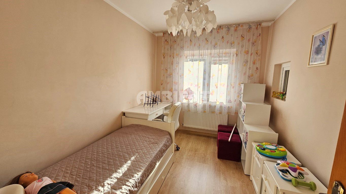Apartament 3 camere, mobilat si utilat, zona CENTRU; - Poză 6