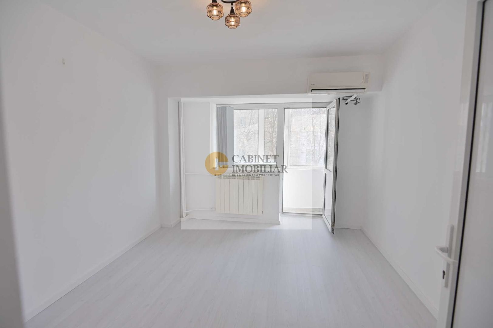 Apartament 2 camere renovat | zonă centrală Decebal - Poză 3