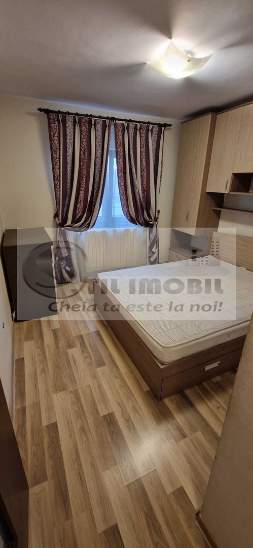 Apartament cu 2 camere, decomandat - Canta, la etaj intermediar ! - Poză 2