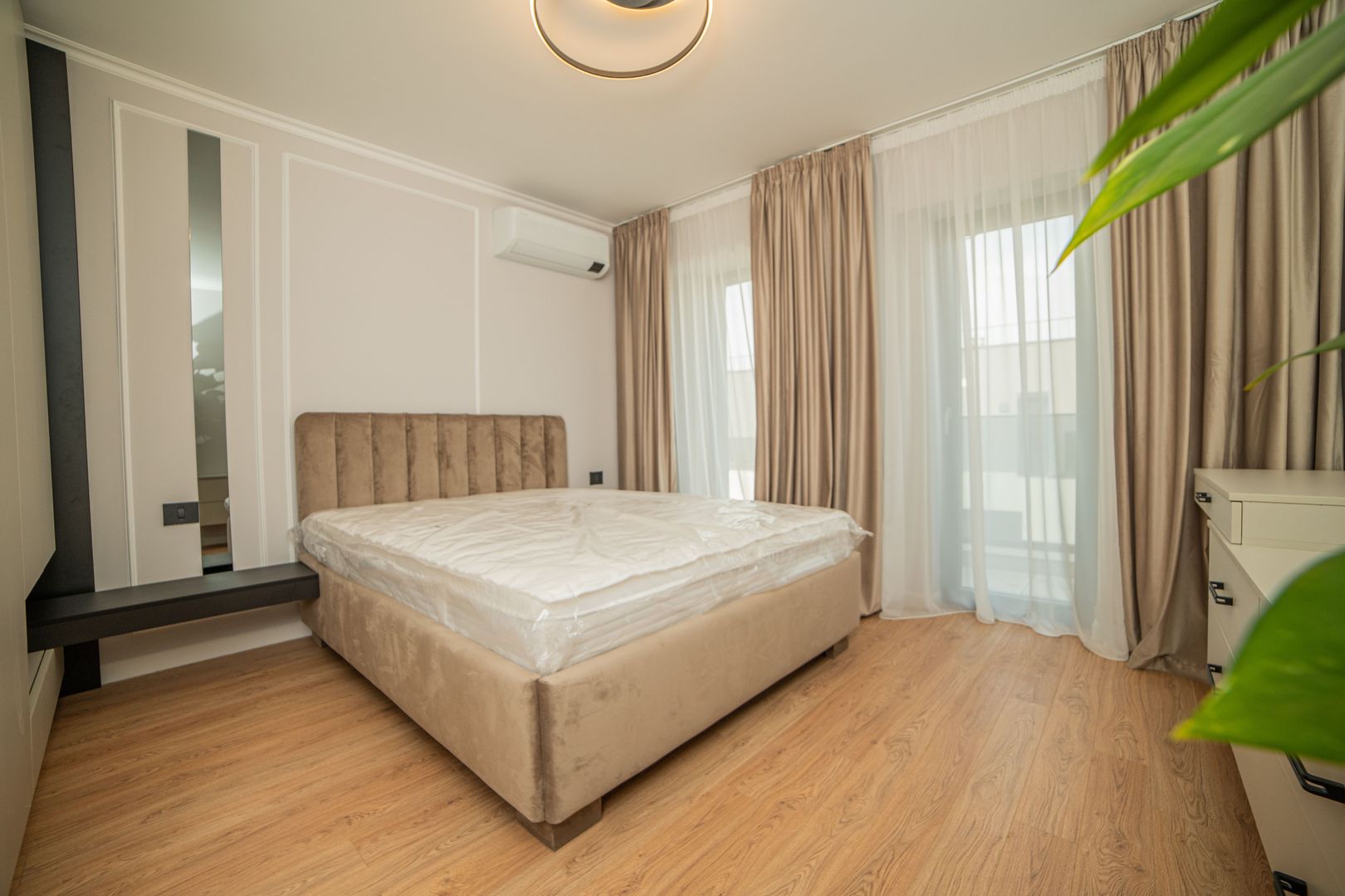 Penthouse 2 camere mobilat utilat panouri solare pompa caldura - Poză 14